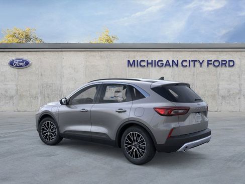 New 2025 Ford Escape SE image 4