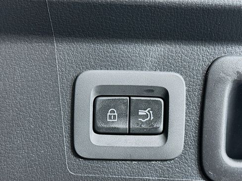 Used 2024 MAZDA CX-50 AWD 2.5 S w/ Preferred Package image 31