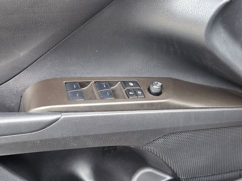 Used 2023 Toyota Camry LE FWD image 11