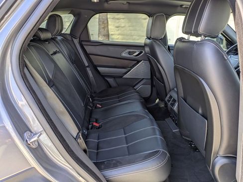 Used 2018 Land Rover Range Rover Velar R-Dynamic SE AWD/4WD image 21