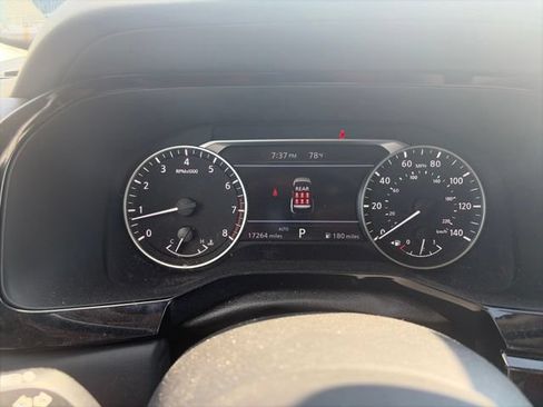 Used 2025 Nissan Pathfinder SV AWD/4WD image 20