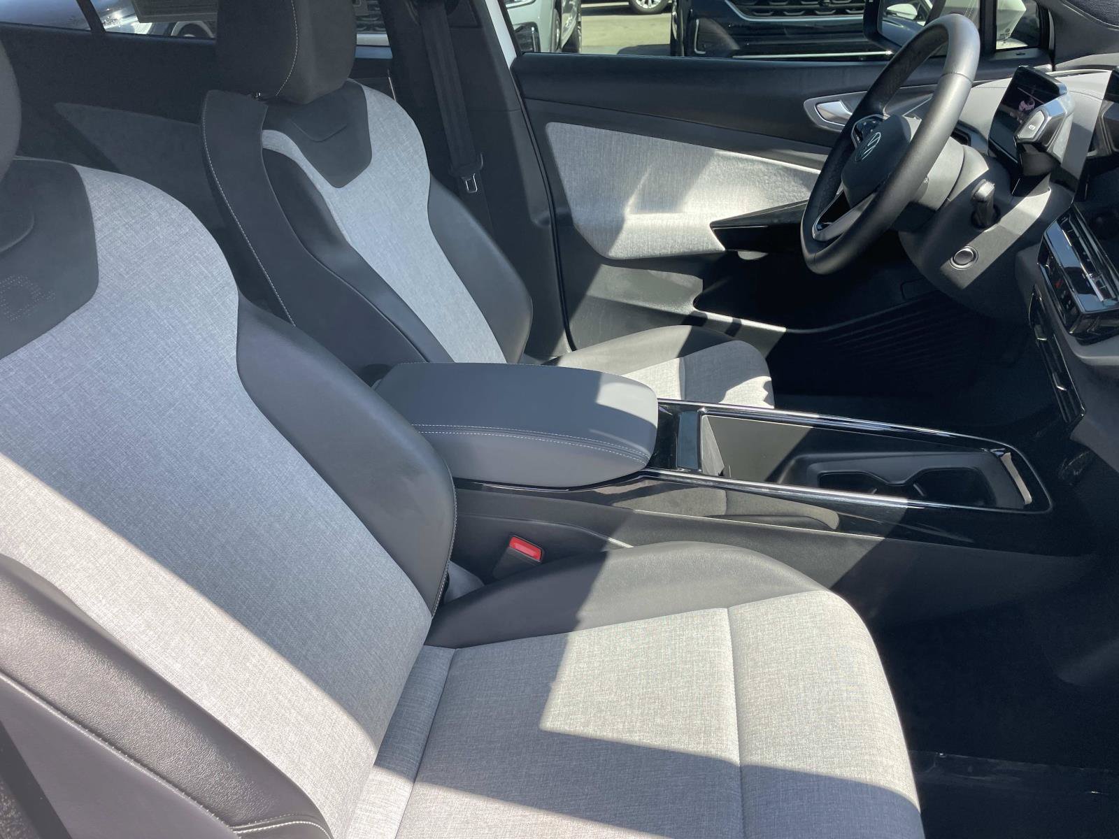 Certified 2023 Volkswagen ID.4 Pro RWD image 27