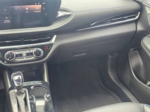 Used 2024 Buick Envista Sport Touring FWD image 19