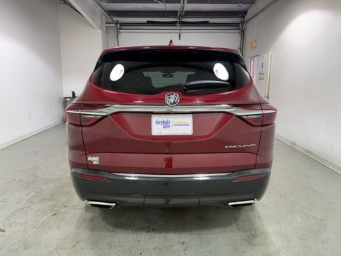 Used 2019 Buick Enclave Essence image 6