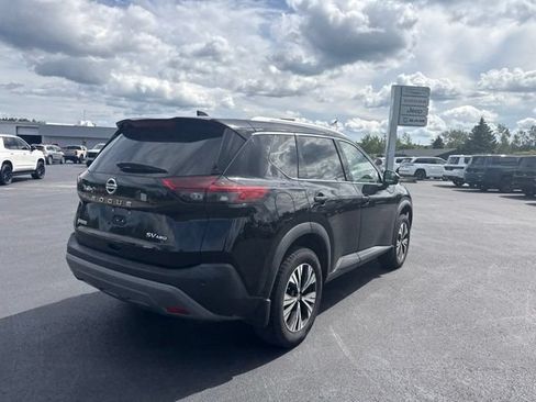 Used 2021 Nissan Rogue SV AWD/4WD image 3
