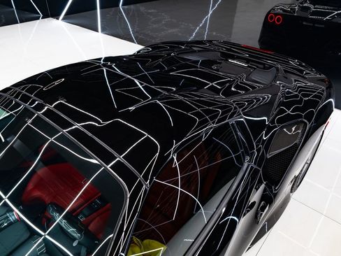 Used 2023 Ferrari F8 Tributo RWD image 23