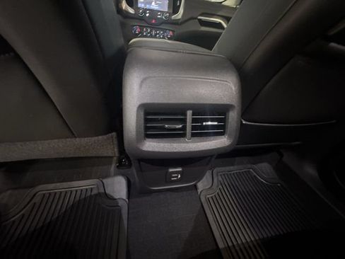 Certified 2021 GMC Terrain SLT w/ LPO, Dark Accent Package AWD/4WD image 22