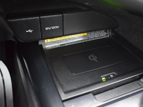 Used 2020 Toyota Camry XSE FWD image 16