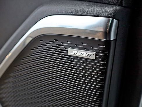 Used 2024 Chevrolet Traverse LT w/ Enhanced Driving Package image 21