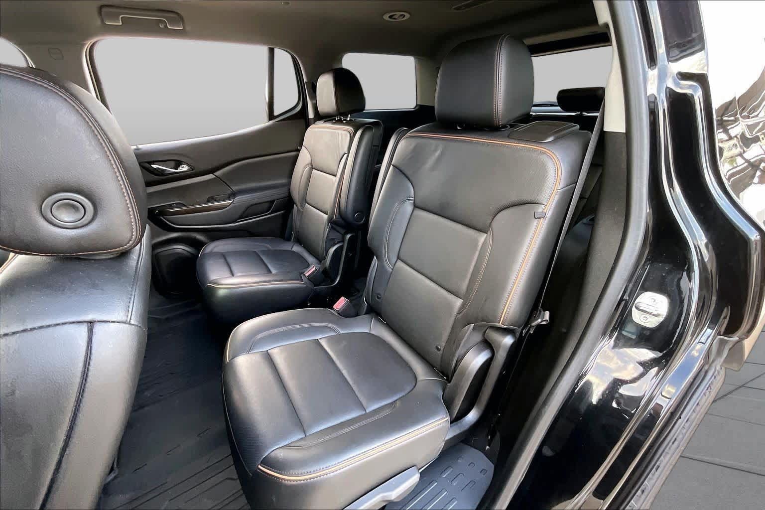 Used 2023 GMC Acadia AT4 w/ Technology Package AWD/4WD image 18