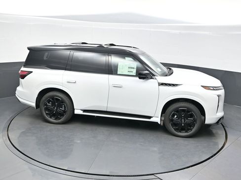 New 2026 INFINITI QX80 4WD w/ Sport Exterior Package image 34