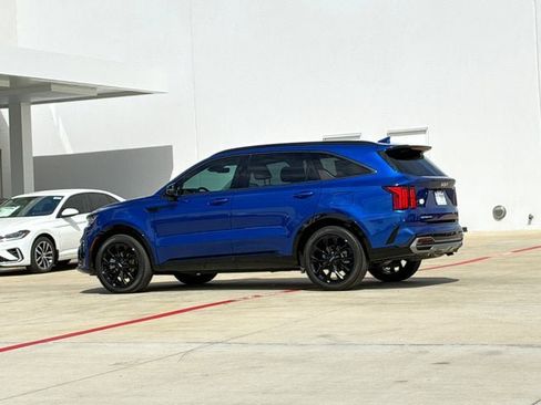 Used 2023 Kia Sorento SX FWD image 4