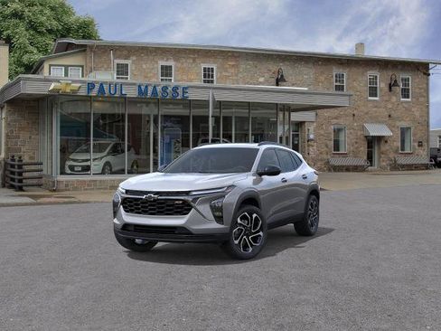 New 2026 Chevrolet Trax RS w/ Sunroof Package FWD image 8