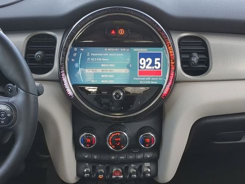 Used 2022 MINI Cooper S w/ Driver Assistance Package image 19