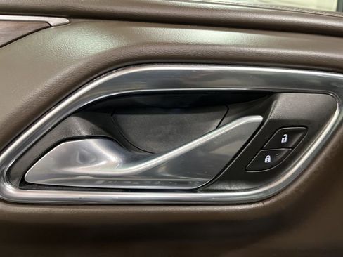 Certified 2023 Chevrolet Suburban LT image 11