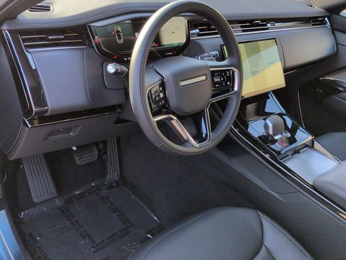 New 2026 Land Rover Range Rover Sport SE AWD/4WD image 9