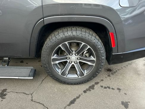 Used 2022 Jeep Grand Wagoneer Series I image 16