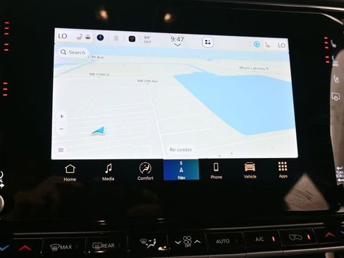 Used 2023 Jeep Wagoneer Series III w/ Preferred Equipment Group image 19