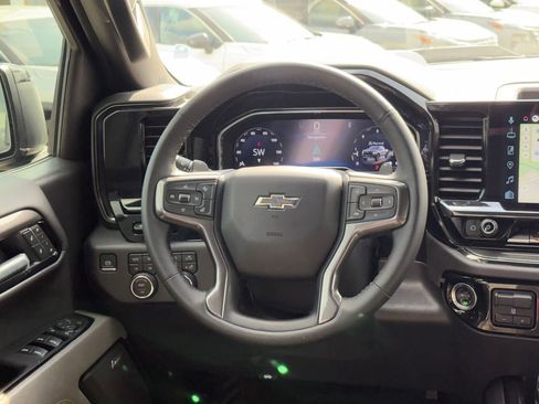 Used 2025 Chevrolet Silverado 1500 ZR2 w/ Technology Package image 23