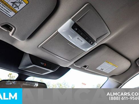 Used 2025 Nissan Pathfinder S image 63