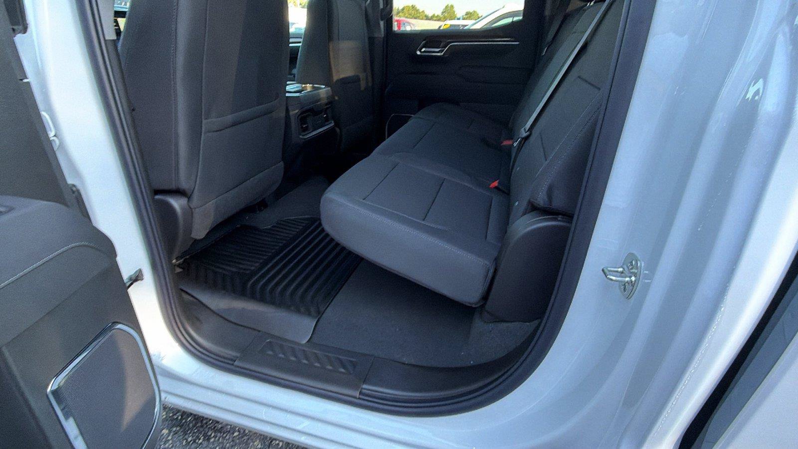 New 2026 Chevrolet Silverado 1500 RST w/ Convenience Package II AWD/4WD image 19