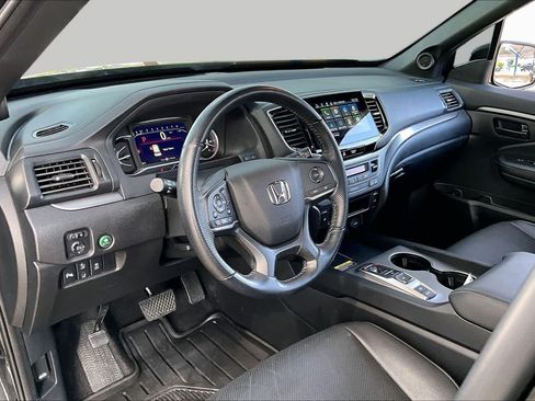 Used 2024 Honda Passport EX-L image 18