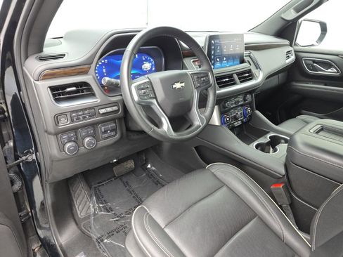 Used 2024 Chevrolet Tahoe Premier w/ Premium Package image 16