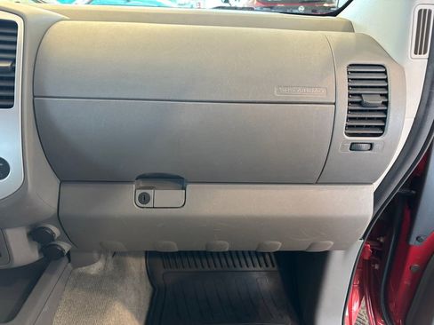 Used 2016 Nissan Frontier SV AWD/4WD image 28