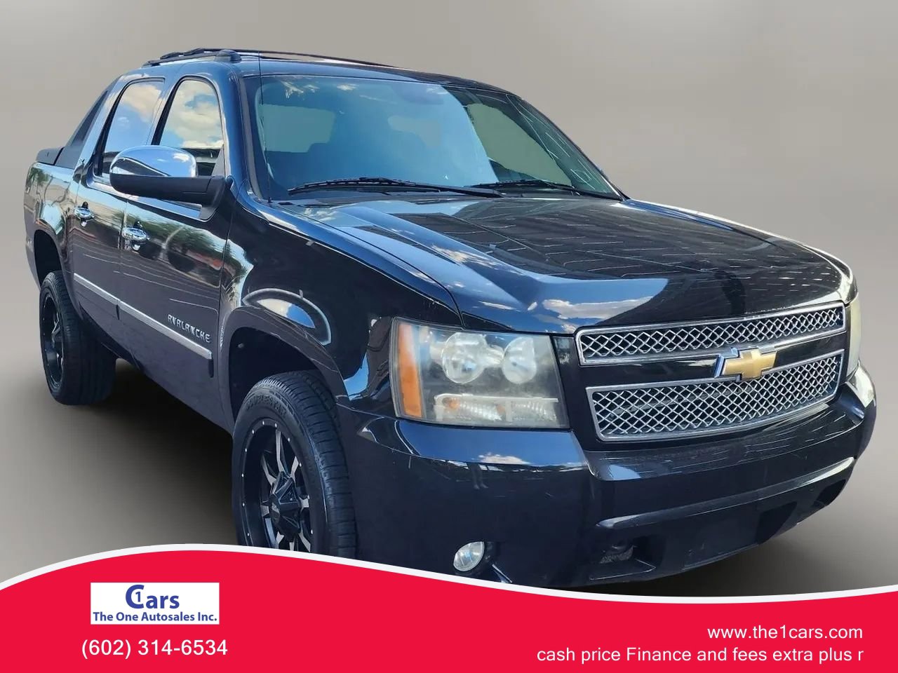 Used 2011 Chevrolet Avalanche LTZ AWD/4WD image 1