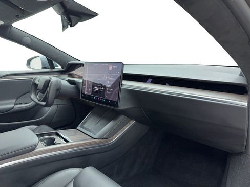 Used 2023 Tesla Model S image 42