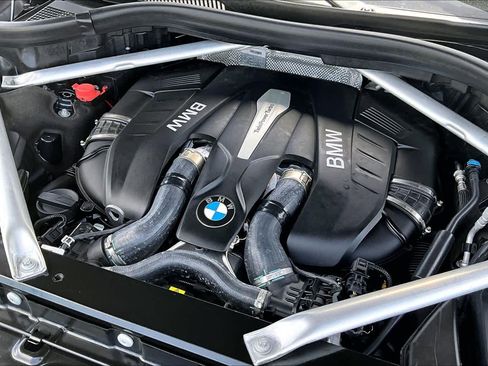 Used 2019 BMW X7 xDrive50i w/ Dynamic Handling Package AWD/4WD image 31