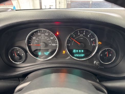 Used 2015 Jeep Wrangler Sport w/ Quick Order Package 24S image 18