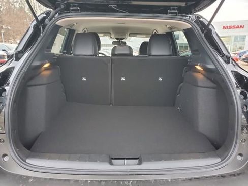 New 2026 Nissan Kicks SR image 18