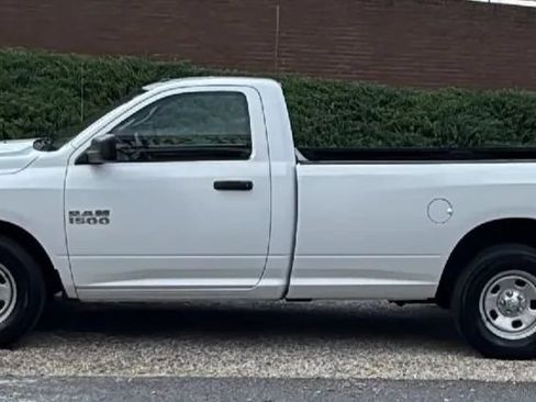 Used 2017 RAM 1500 Tradesman w/ Power & Remote Entry Group RWD image 2
