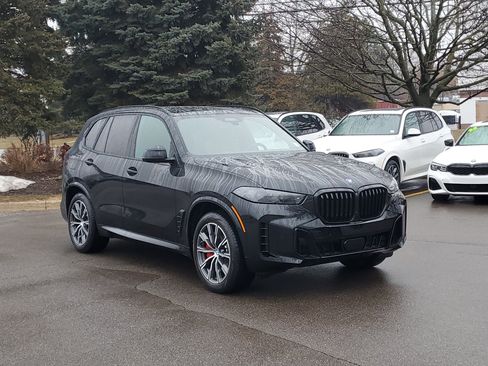 New 2026 BMW X5 xDrive50e w/ M Sport Package image 4