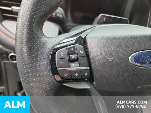 Used 2025 Ford Explorer ST-Line w/ ST-Line Street Pack AWD/4WD image 10