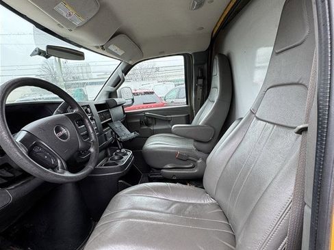 Used 2016 GMC Savana 3500 image 9