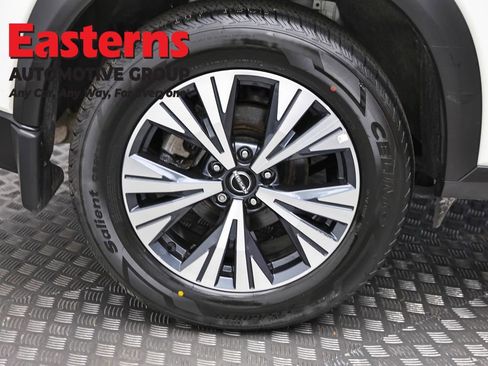 Used 2023 Nissan Rogue SV w/ SV Premium Package AWD/4WD image 31