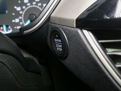 Used 2022 Ford Escape SEL image 27