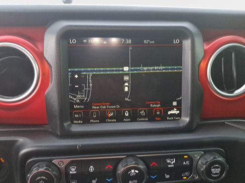Used 2022 Jeep Gladiator Rubicon w/ LED Lighting Group AWD/4WD image 20