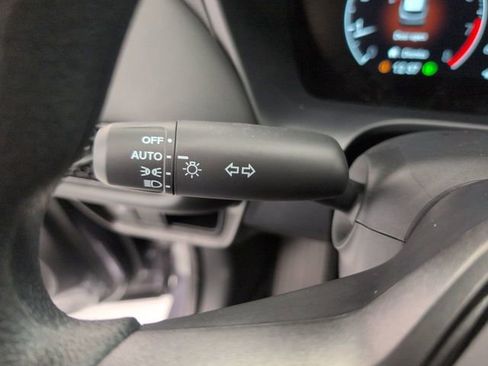 Used 2026 Honda HR-V LX image 17