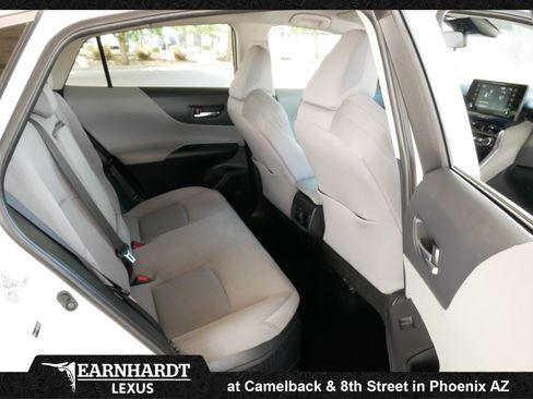 Used 2021 Toyota Venza LE w/ Carpet Mat Package (TMS) AWD/4WD image 16