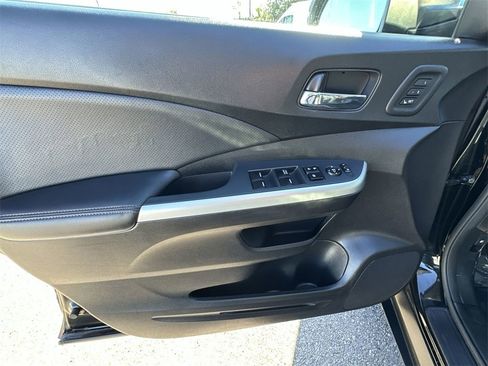 Used 2015 Honda CR-V Touring image 21