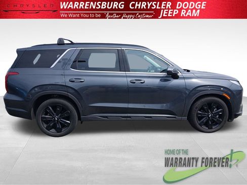 Used 2024 Hyundai Palisade XRT AWD/4WD image 3