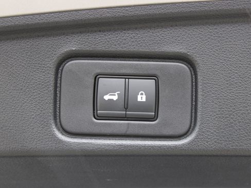 Certified 2023 Nissan Pathfinder SL image 7