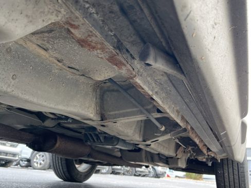 Used 2011 GMC Terrain SLE image 27