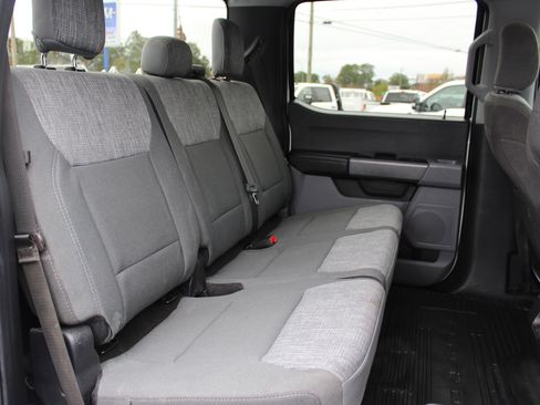 Used 2023 Ford F350 XLT w/ FX4 Off-Road Package image 38