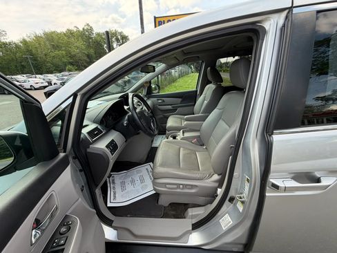 Used 2014 Honda Odyssey EX-L image 10