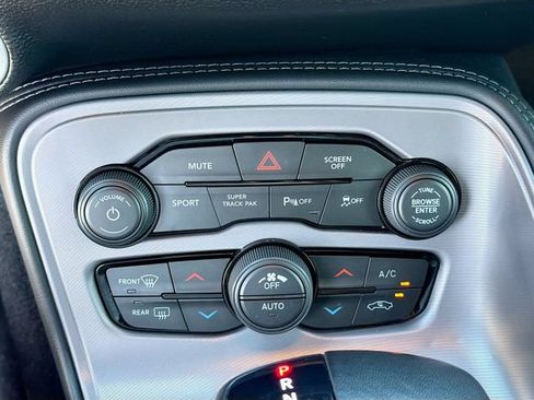 Used 2023 Dodge Challenger GT RWD image 17