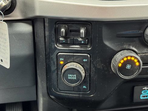 Used 2024 Ford F250 XL w/ STX Appearance Package image 30